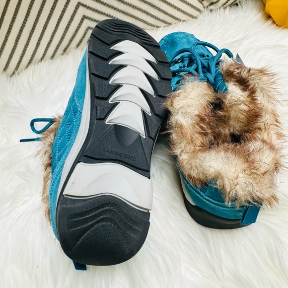 Lands’ End Blue Ankle Winter Boots with Faux fur Size7.5B - Picture 3 of 10